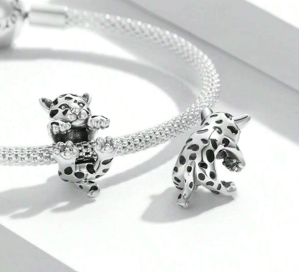 Charm Leopardo