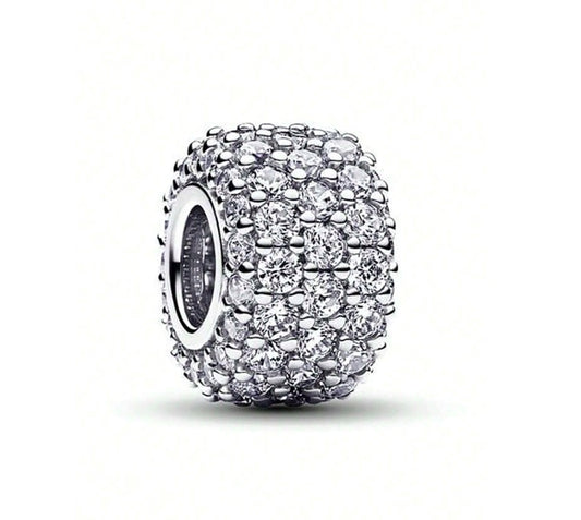 Charm Brillante Pavé – Elegancia y Lujo en Cada Detalle