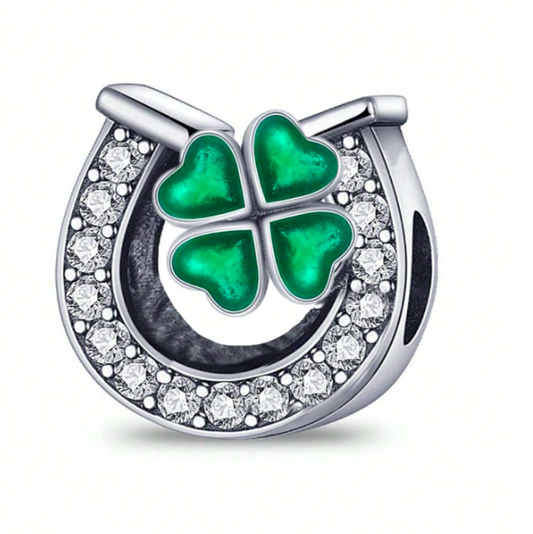 Charm Herradura con Brillantes y Trébol verde