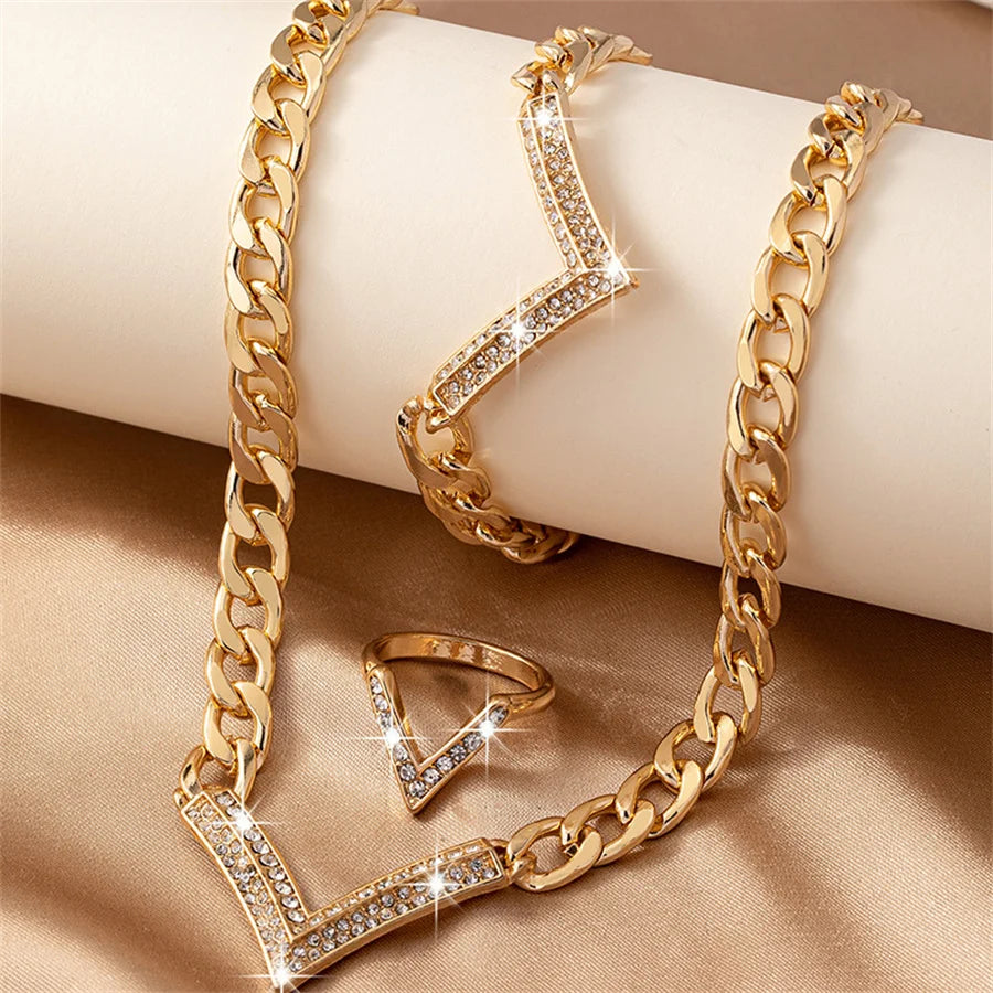 Collar V Luxury