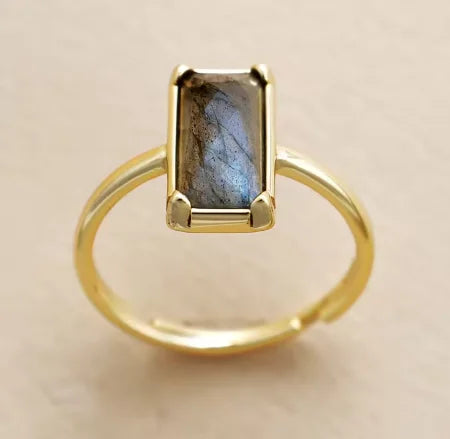 Anillos con piedras naturales