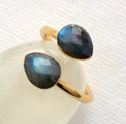 Anillos con piedras naturales