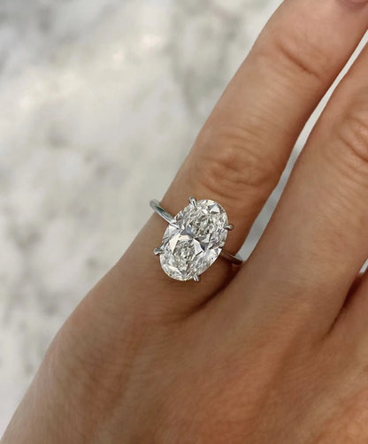 Anillo Oval Brillante