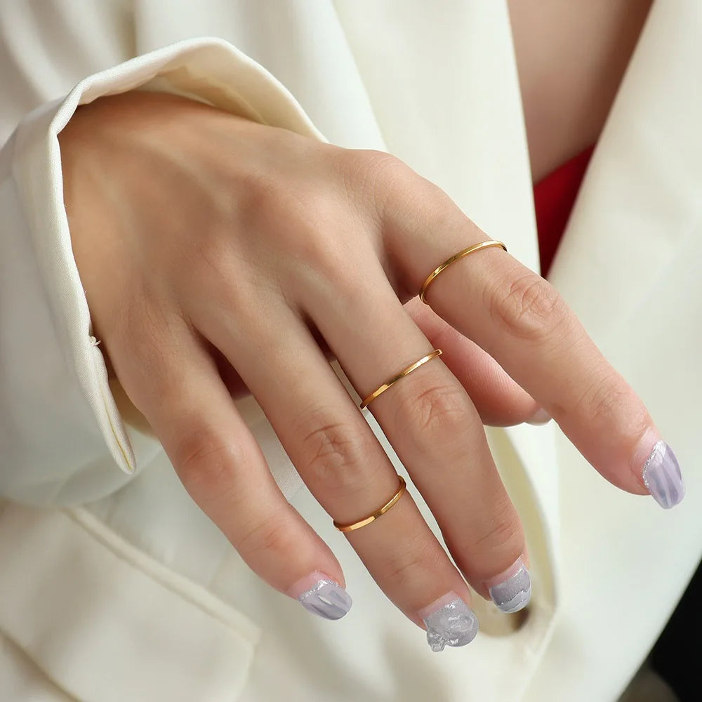Anillo Fino Minimalista – Elegancia Diaria
