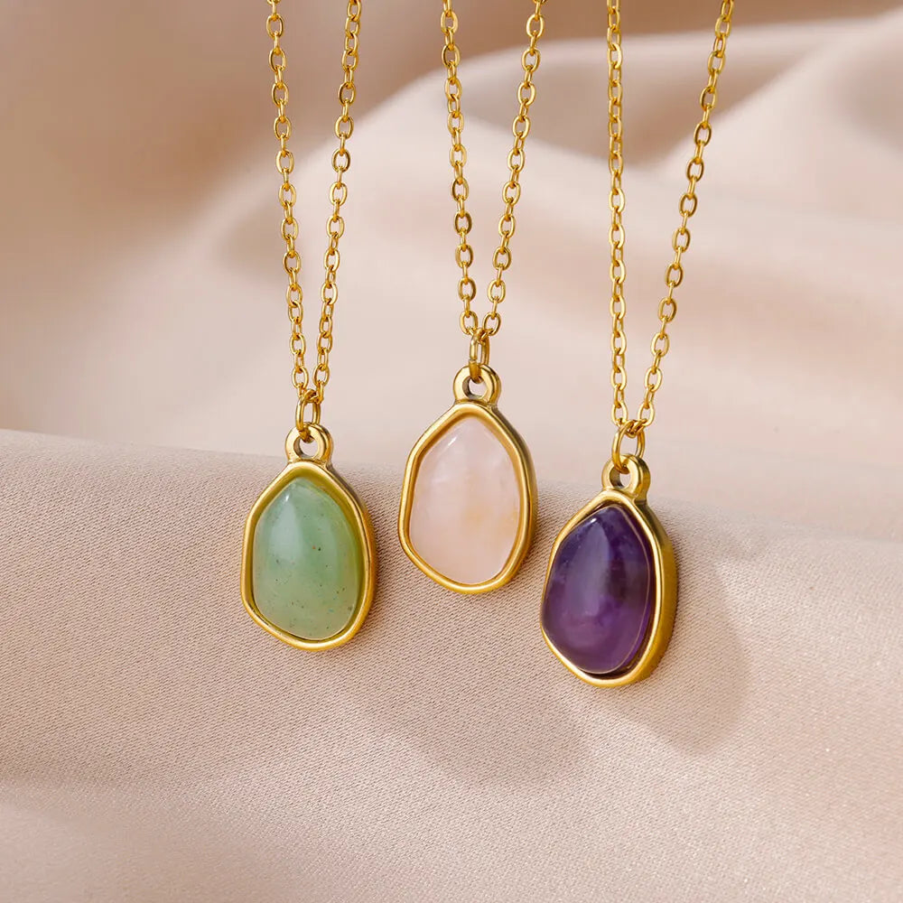 Collar ambar oval