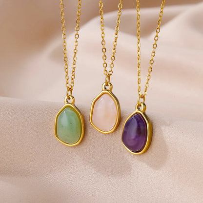 Collar ambar oval