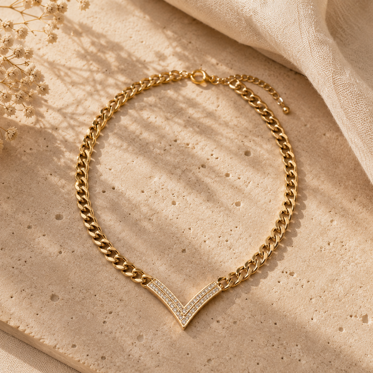 Collar V Luxury